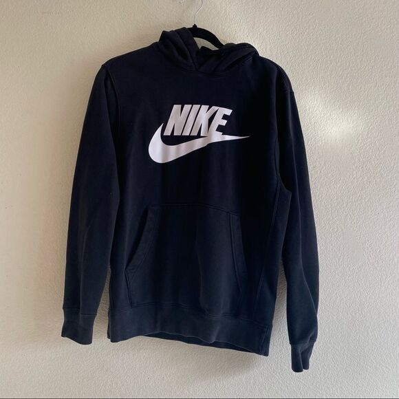 🍄 Nike Black Hoodie - Picture 1 of 5